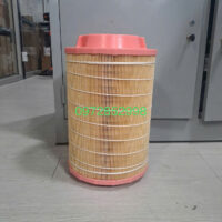 Lọc Gió 9691023315 là thiết bị dùng trong hệ thống khí nén để loại bỏ bụi bẩn, hơi nước và tạp chất khỏi khí trước khi đưa vào máy móc. Thiết bị giúp đảm bảo khí nén sạch, bảo vệ thiết bị đầu cuối, kéo dài tuổi thọ và giảm sự cố kỹ thuật. Lọc có khả năng chịu áp suất cao, kết nối ren lớn, thường dùng cho hệ thống công nghiệp quy mô lớn. Vật liệu cấu tạo bền, có thể hoạt động ổn định trong môi trường từ 5°C đến 60°C. Hiệu suất lọc cao, thường đạt đến mức 10 micromet.