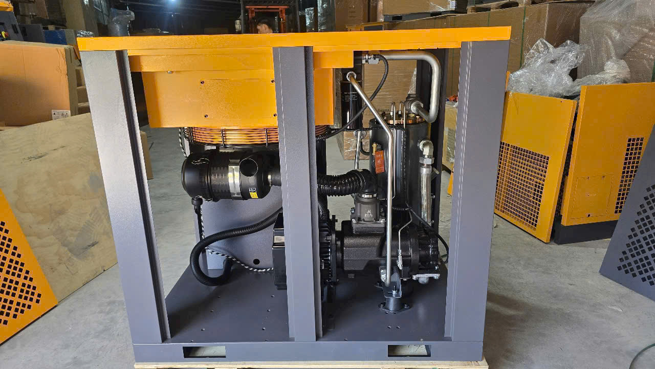Máy nén khí DK-100PV là dòng máy nén khí trục vít biến tần chất lượng cao, vận hành êm ái, tiết kiệm điện năng, phù hợp cho nhiều ngành công nghiệp.